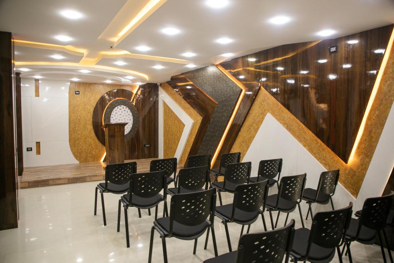 Crescent International Kohima Bagian luar foto