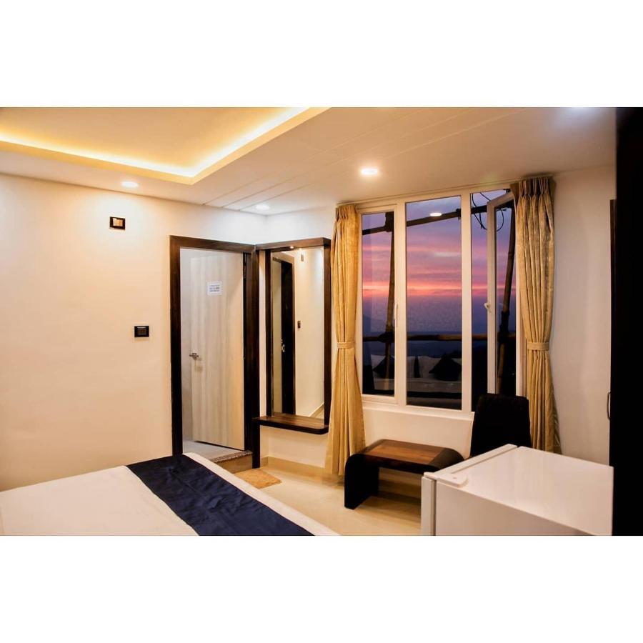 Crescent International Kohima Bagian luar foto